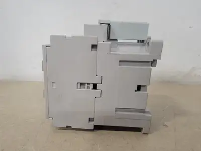 USED ALLEN-BRADLEY 100-C23 10
