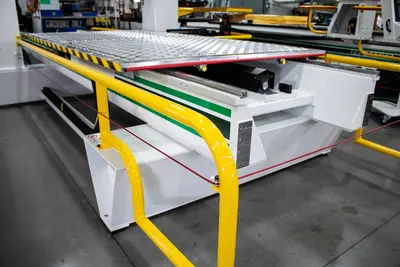 C.R. ONSRUD F122S 5-Axis CNC Router | Tornquist Machinery Company (7)