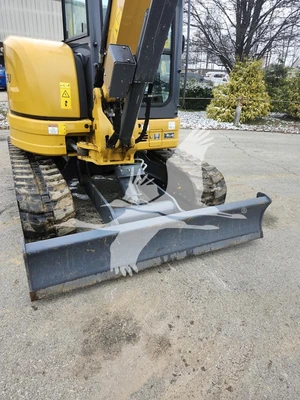 USED 2021 XCMG XE55U