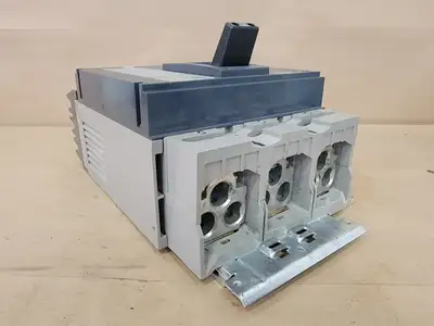 USED SQUARE D PKA36080