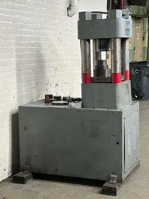 Used M&N 13M1 Air Presses Rhode Island US | Gold Machinery #1259326
