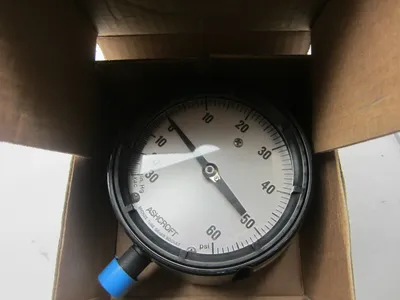 New Ashcroft 45-1220-A-04L-30IMV Pressure Gauge 451220A04L30IMV