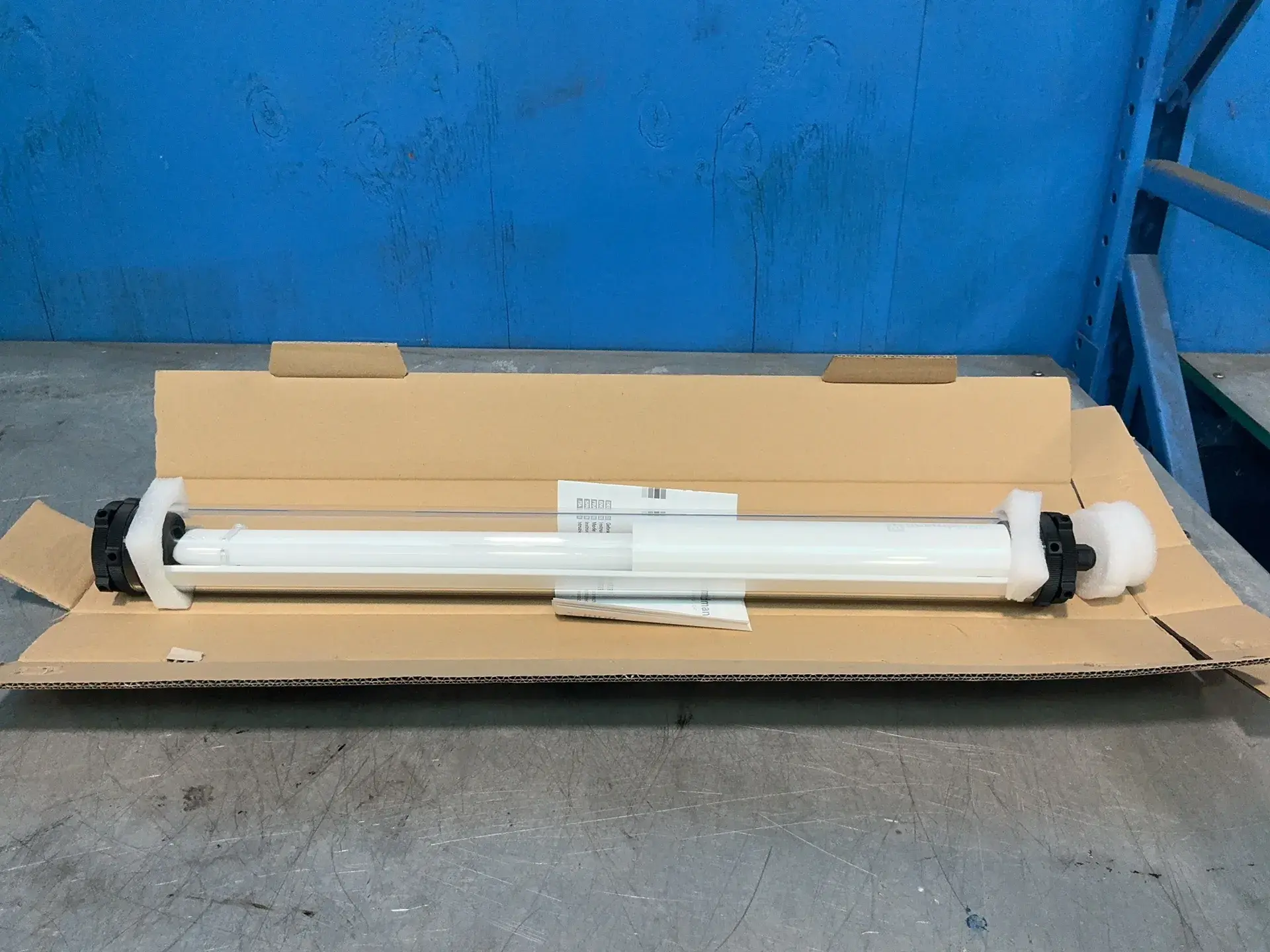 New | in-Stock WALDMANN RL70CE136 CNC Lights Ohio US | HGR 24 #1355911