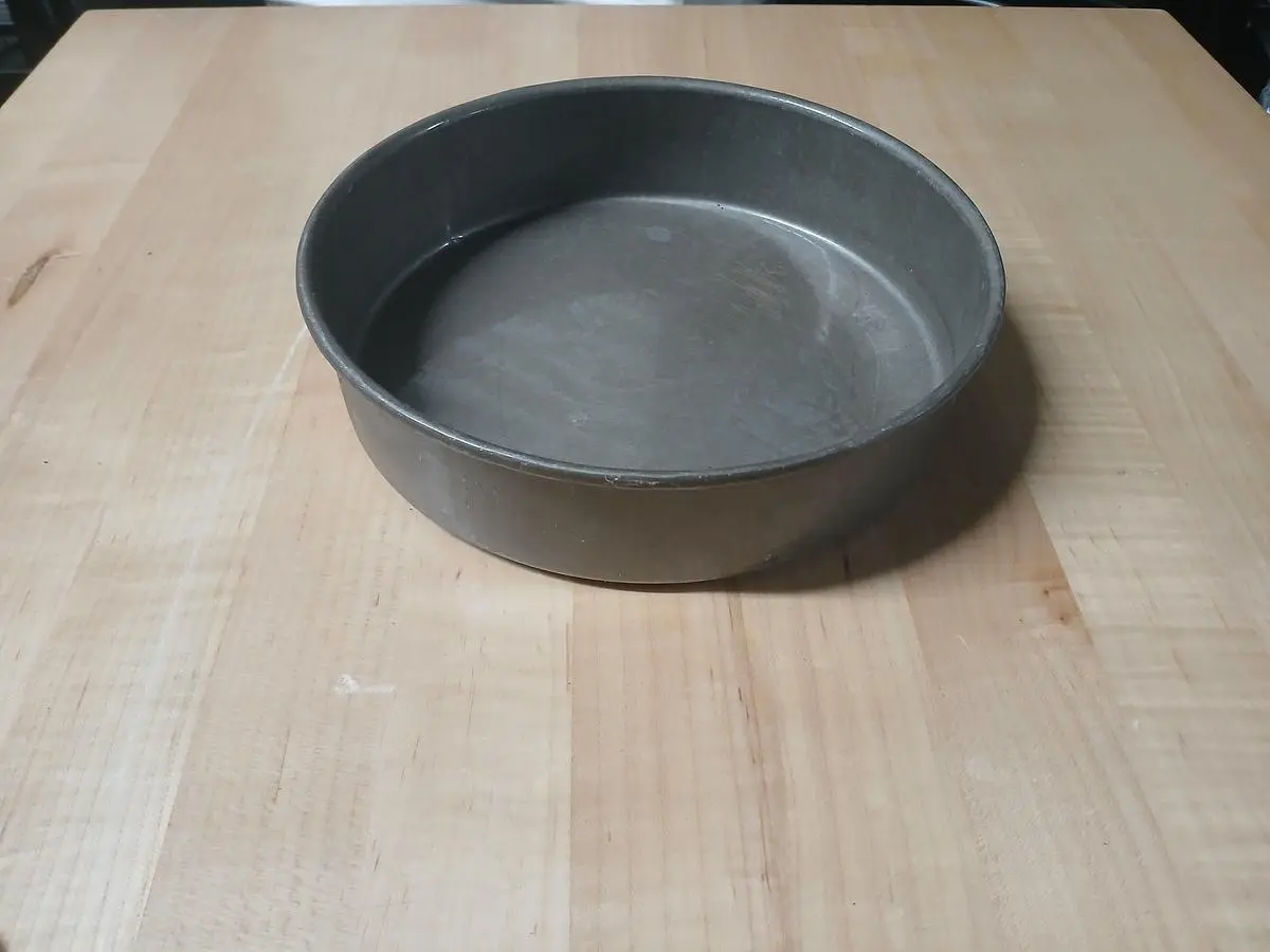 Round Cake Pan