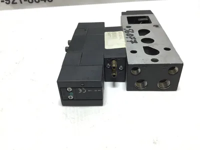 Parker F3252BGC19001A Pneumatic Double Solenoid Control Valve 145PSI 24VDC 1.0W