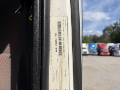 Used 2020 VOLVO VNL Conventional trucks Indiana US | Miedema Asset Management Group #1414643