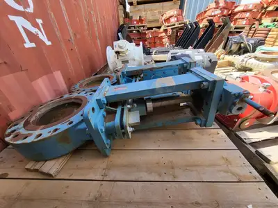 USED DEZURIK KHP