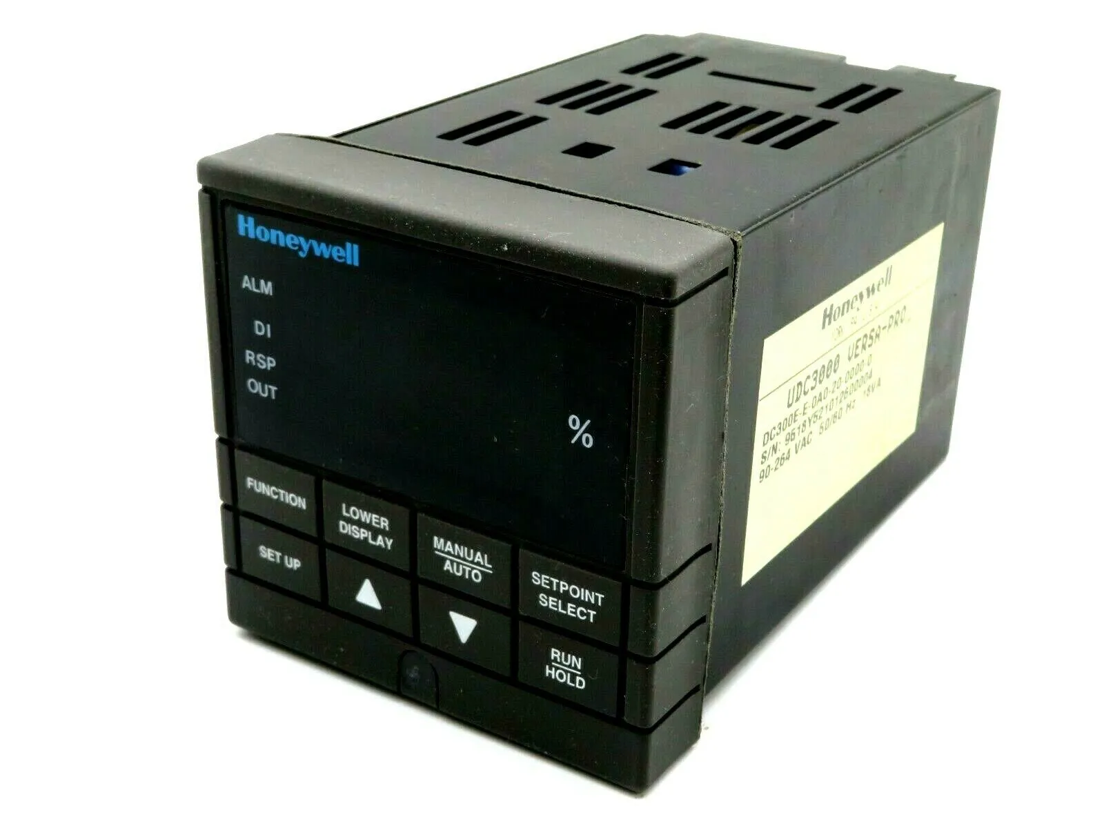 USED HONEYWELL DC300E-E-0A0-20-0000-0 TEMPERATURE CONTROL DC300EE0A02000000