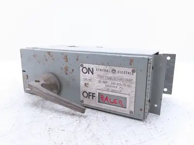 General Electric THFP321X 3-Pole Fusible Disconnect Switch Panel Mount 30A 240V