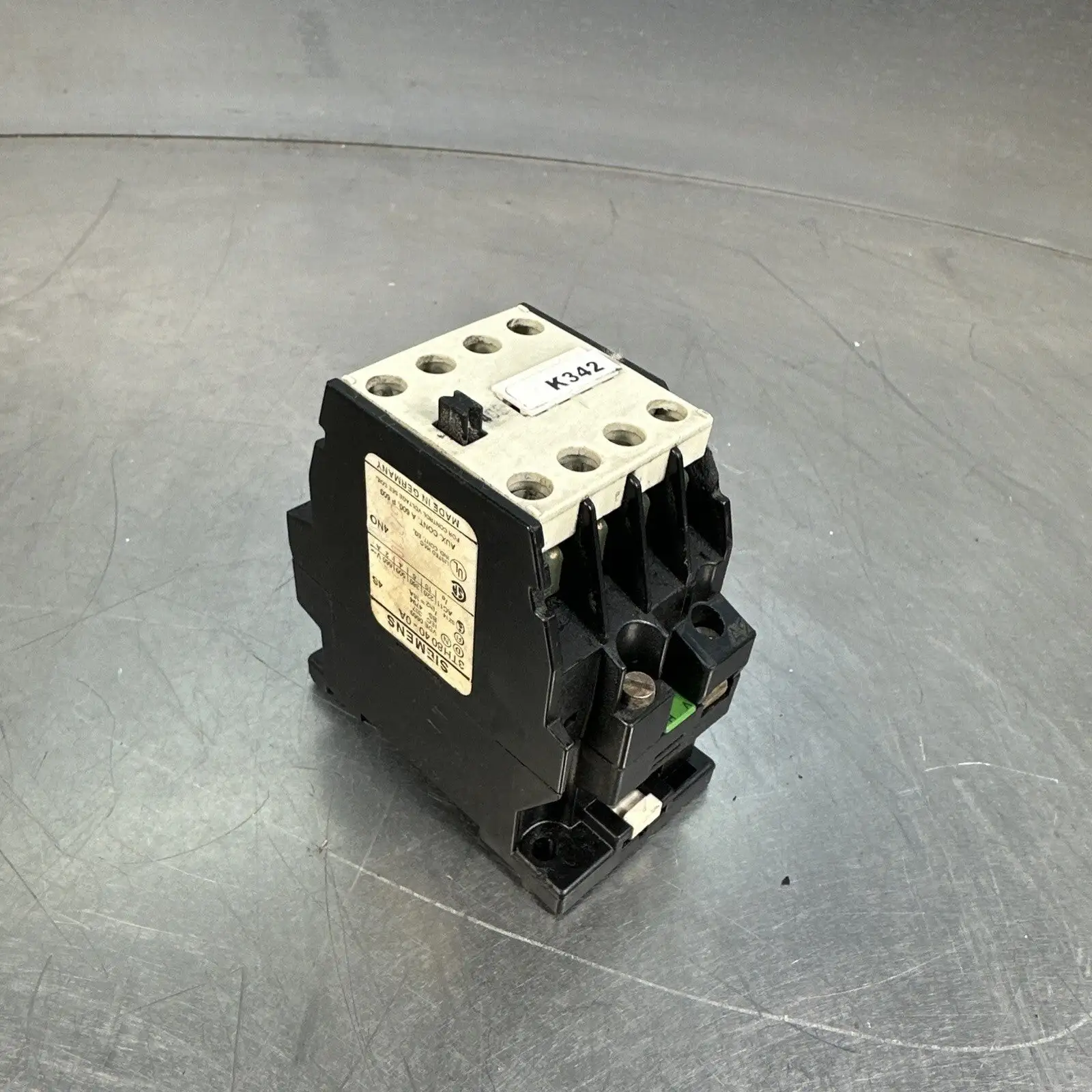 Siemens Furnas Electric Co 3TH8040-0A Contactor (BIN-1.1.1)