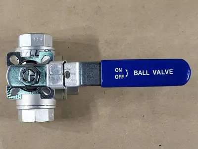 1" 1000 WOG CF8M Ball Valve, 3-Way