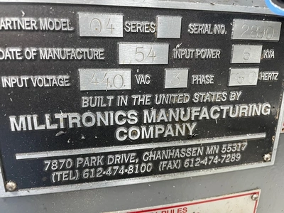 MILLTRONICS 3 AXIS CNC Vertical Mill