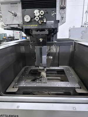 USED 2018 MITSUBISHI MV2400-S