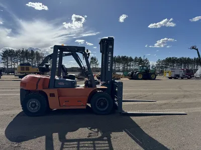 Used 2011 HELI FORKLIFT 2020 SERIES Internal Combustion Forklifts: Pneumatic Tire Minnesota US | Carco Truck & Equipment #1514232