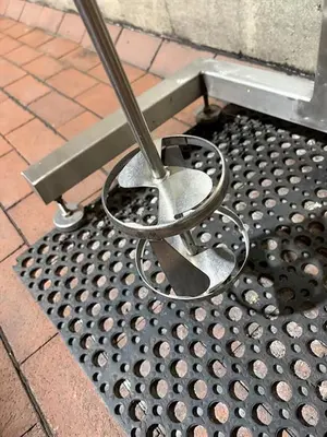 Twin Propeller Agitator