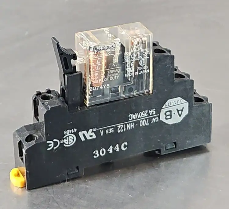 Used Allen-Bradley 700-HN122 Relays & Switches South Carolina US | Palmetto Automation #1503133