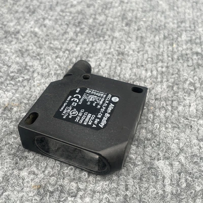 Used Allen-Bradley 45CLR-5LPS1-D8 Photoelectric Sensors California US | Davliegogo LLC #1707632