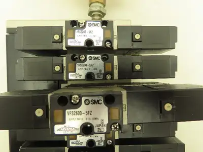 SMC VV5FS2 Plug-In 9-Station Manifold Control Unit VFS2000 Solenoid Valve Bank