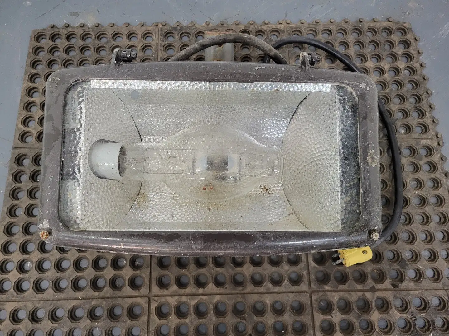 400 watts Flood Light