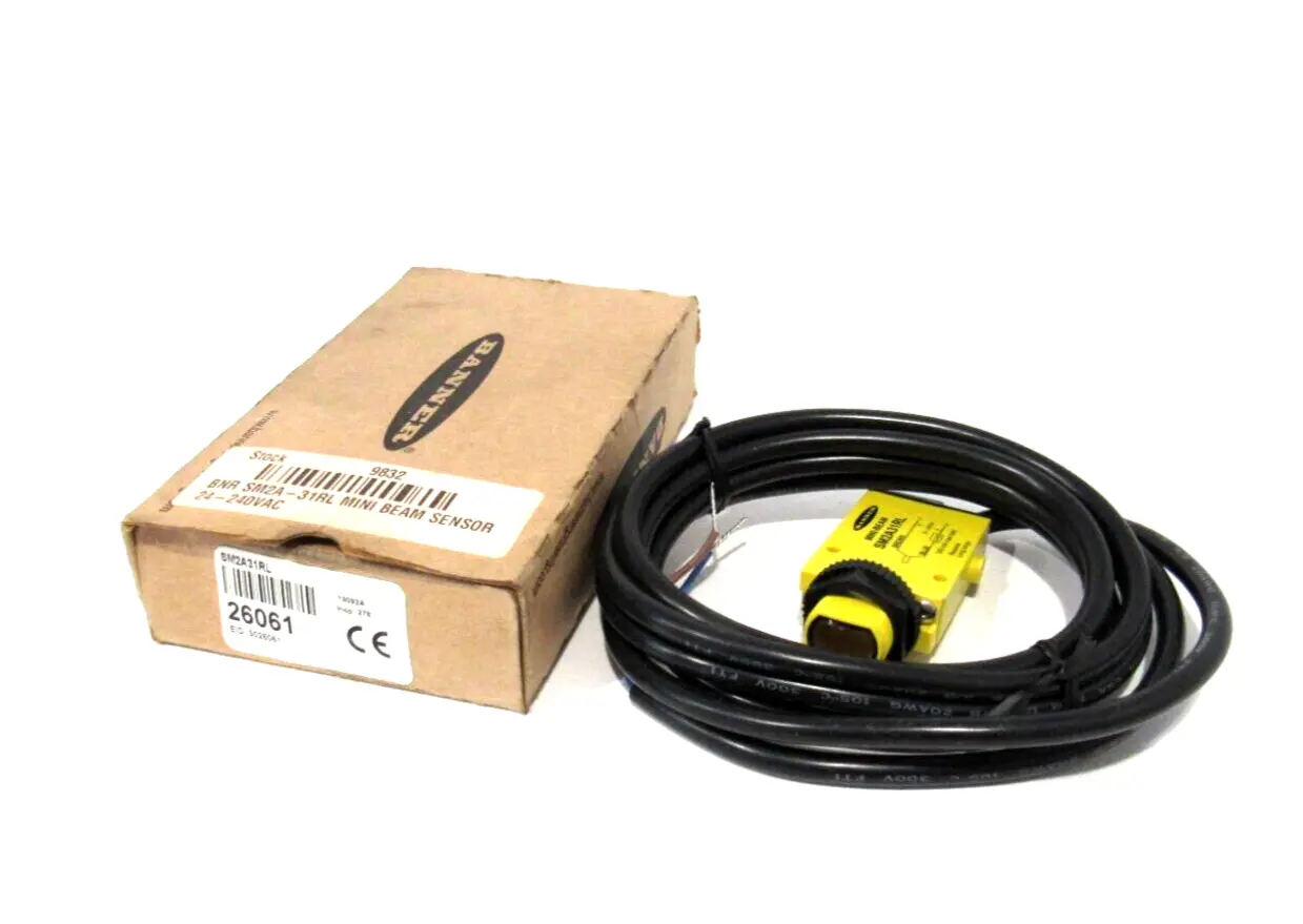 NEW BANNER ENGINEERING SM2A31RL PHOTOELECTRIC SENSOR 26061