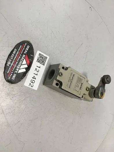 USED YAMATAKE LJA10-11A21N-003