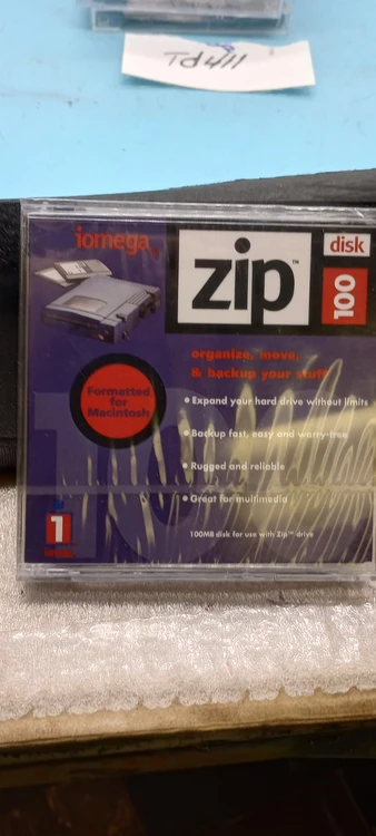 New | in-Stock Iomega iomega Zip 100 8-Pack 100MB Disks  Formatted fo MACTONISH Computer Accessories Arizona US | ASSET CONVERSION SPECIALISTS, INC. #717252