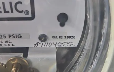 DWYER PHOTOHELIC PRESSURE Max 25PSIG Cat 3002C Gauge Loc6E-18
