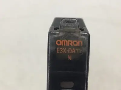 USED OMRON E3X-DA11