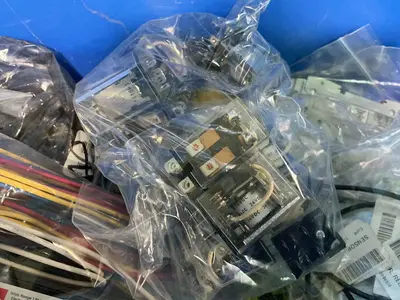 Used GENERAL ELECTRIC, COOPER BUSSMANN, OMRON _UNKNOWN_ Electronics & Components Ohio US | HGR 24 #1507806