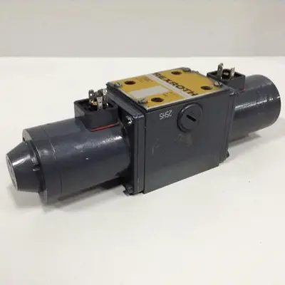 USED REXROTH 4WE10Q11/LG24NZ4
