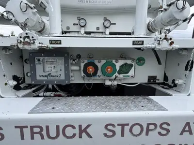 Used 2012 INTERNATIONAL 7500 Bucket (boom) trucks Washington US | Puget Sound Truck Sales #1540984