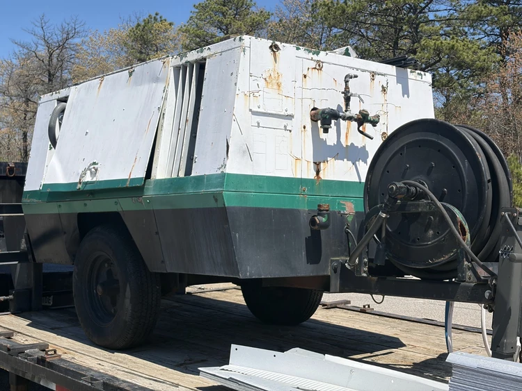 Used John Deere 185 Air Compressors, Portable New York US | Heavy Wall Consulting #1310634