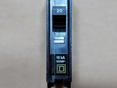 USED SQUARE D QOB120
