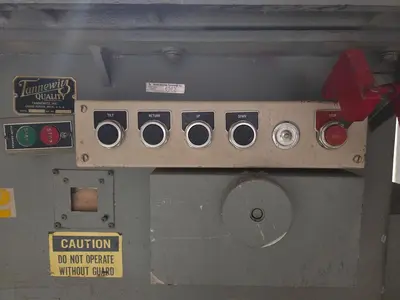 USED TANNEWITZ XJSH ROLLING TABLE VARIETY SAW WITH HYDRAULIC ADJUSTMENT