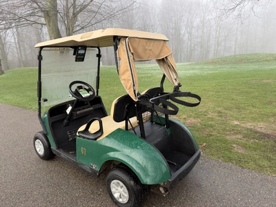 (1) 2019 E-Z-Go EFI golf cart with a Kawasaki gas engine, model 657061G01, includes canopy, fold-dow...