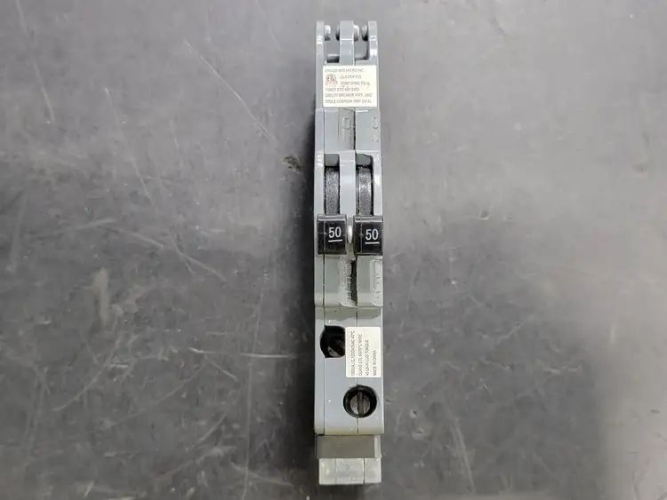 Used UNIQUE BREAKERS INC UBIZ250 Switchgears British Columbia CA | Lenmark #241482