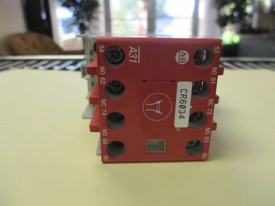 USED Allen-Bradley 700-CF310D