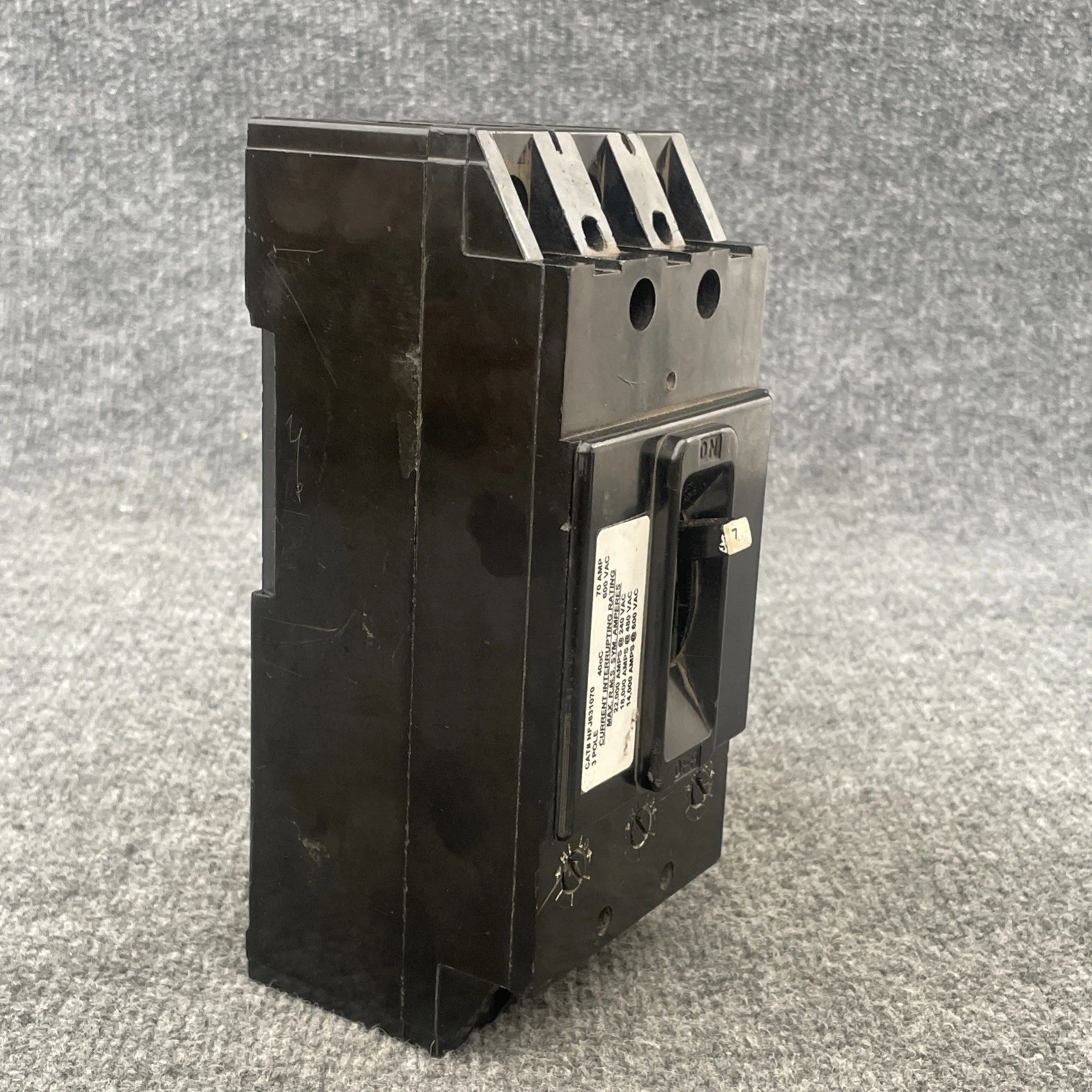 Used FPE NFJ631070 Circuit Breakers California US | Davliegogo LLC #1705667