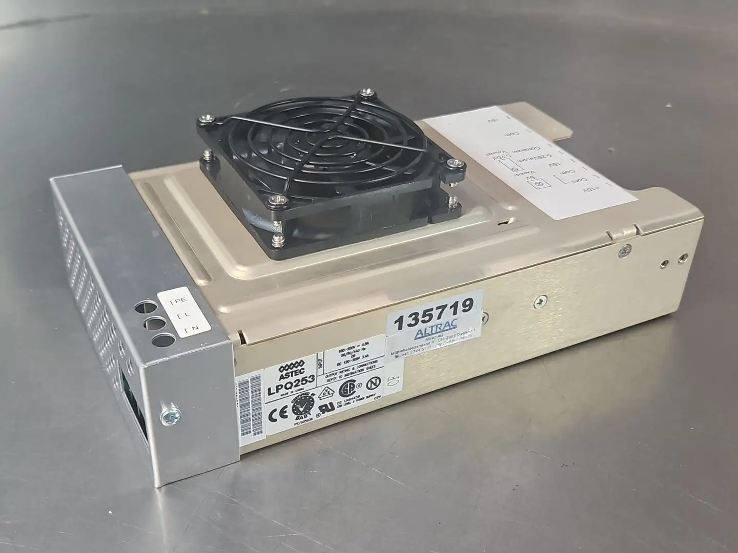 Astec LPQ253 Power Supply 100-250V 4.5A 50/60/440 Hz or DC 120-300V 3.4A loc4B26