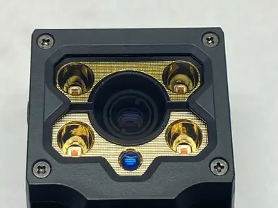 USED KEYENCE AUTOFOCUS TYPE 1D /2D CODE READER, FIXED MOUNT