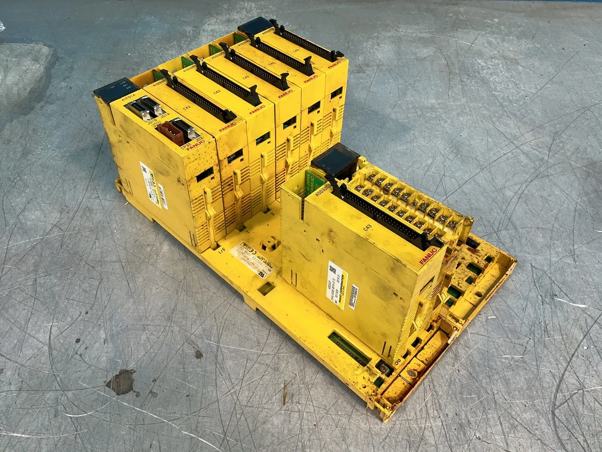 Used 2005 FANUC A03B0819C004 PLC Chassis Ohio US | HGR 24 #1345493