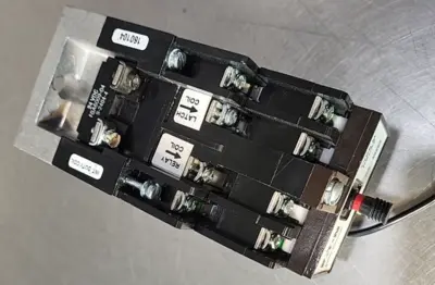 Eaton Cutler Hammer D26MRD512 Type M Relay Serie A2 (BIN3.5.1)