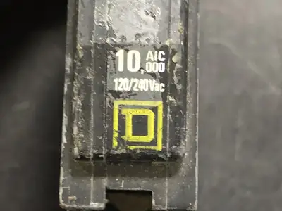 USED SQUARE D QOB115
