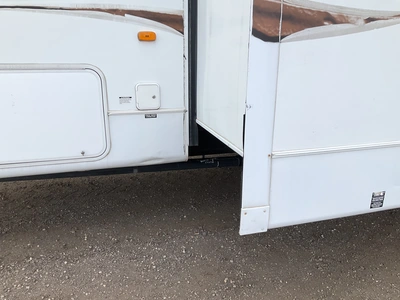 Used 2010 COUGAR 293SAB Campers, Caravans, Motorhomes Michigan US | Miedema Asset Management Group #1761301