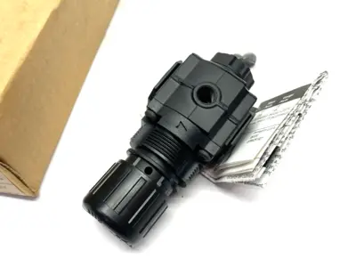 USED SPEEDAIRE MODULAR COMPRESSED PRESSURE REGULATOR 1/4" NPT PORTS