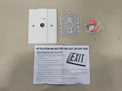Emergency Exit Sign Green KXTEU1RWW