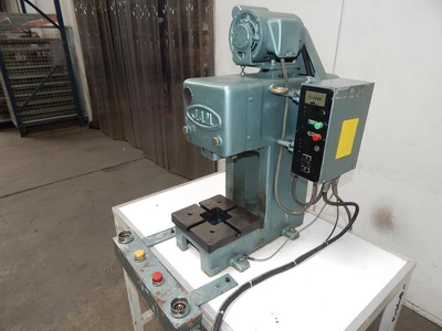 Used JAM _UNKNOWN_ Single Station Punches Texas US | OCO Industrial #1780210