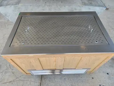 Used Falcon Restaurant Supply Used Refrigerated Cabinet with removable lid - No Key for lock Display Freezers Illinois US | Falcon Restaurant Supply #1376651