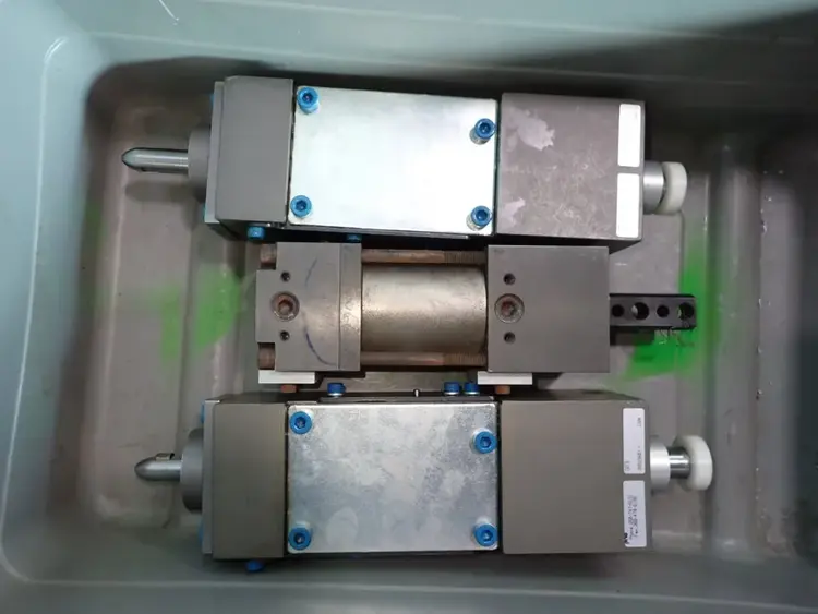 Used PHD C4976 / C4975 Cylinders | HGR 24 #731360