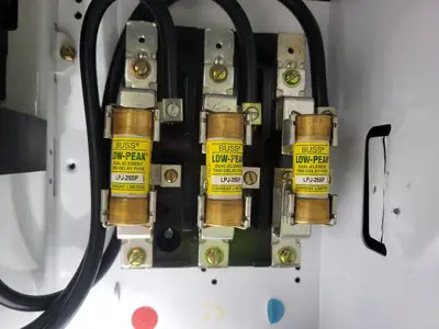 USED SQUARE D MODEL 6